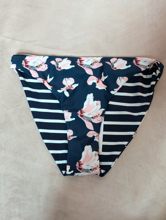 Snapper Rock Other - Snapper Rock Teen Girls Reversible Bikini Bottom Size 16 New with tags